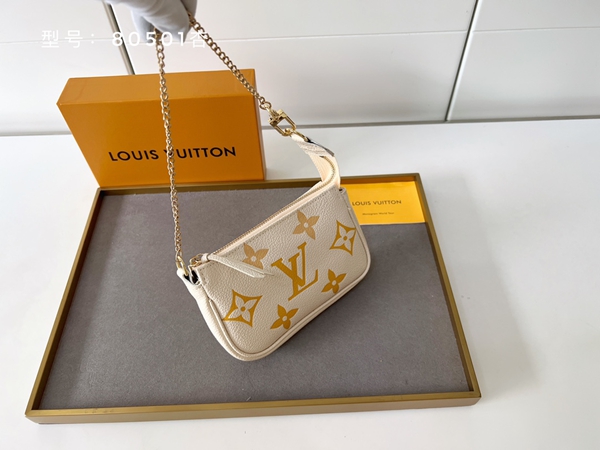 LVコピーウォレット背面デザイン